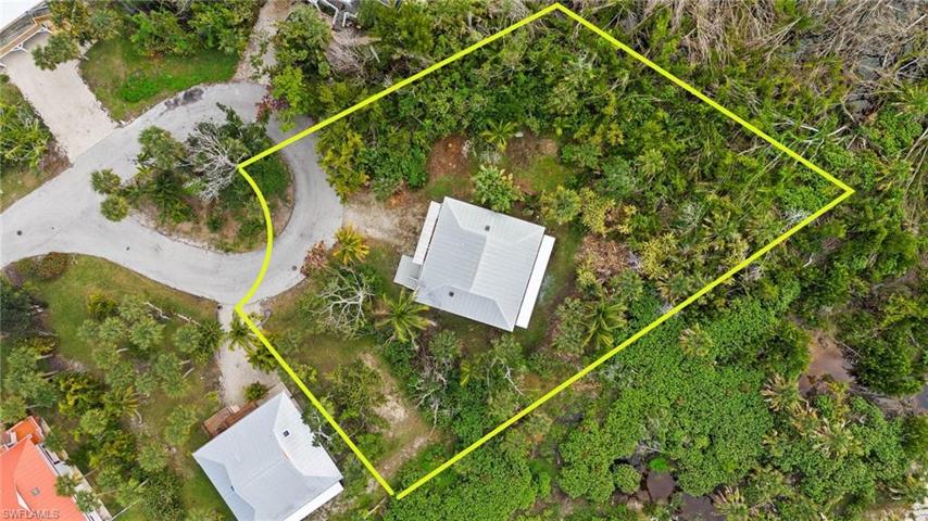 744  Marthas  LN, SANIBEL, FL 33957