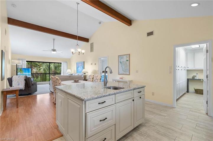 744  Marthas  LN, SANIBEL, FL 33957