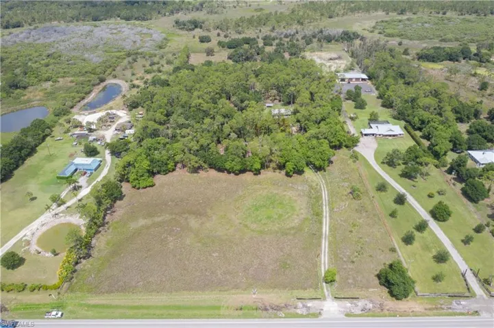 View of property location featuring a large body of water