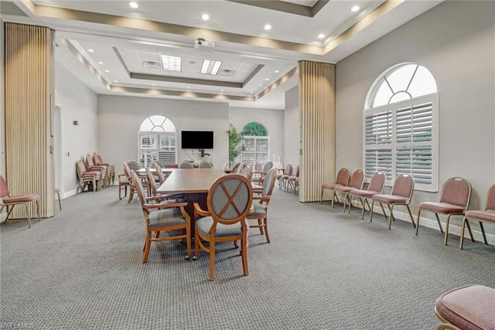 Clubhouse Meeting Room