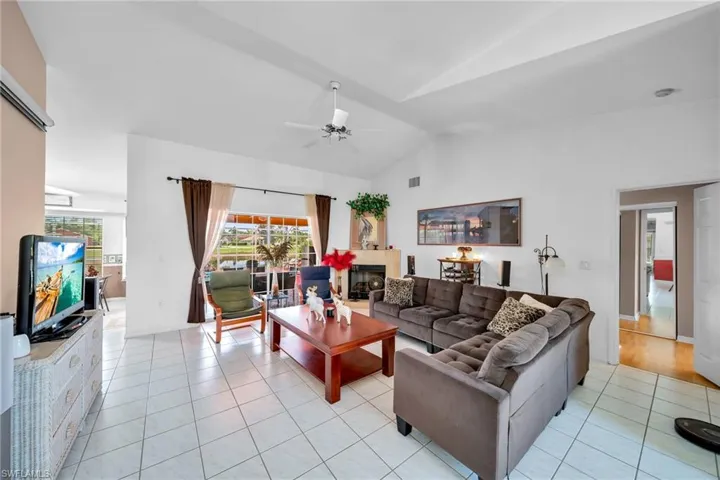507 Causeway Dr, Lehigh Acres Fl 33936
