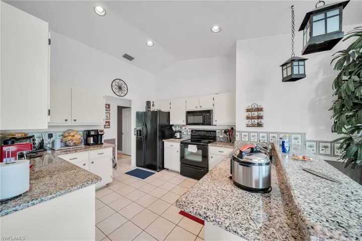 507 Causeway Dr, Lehigh Acres Fl 33936