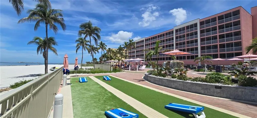 Beautiful grounds and amenities
