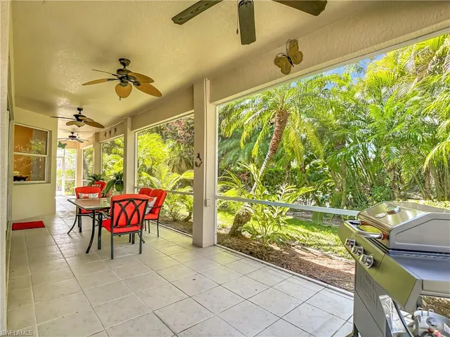 2061 Corona Del Sire Dr, North Fort Myers, Florida 33917