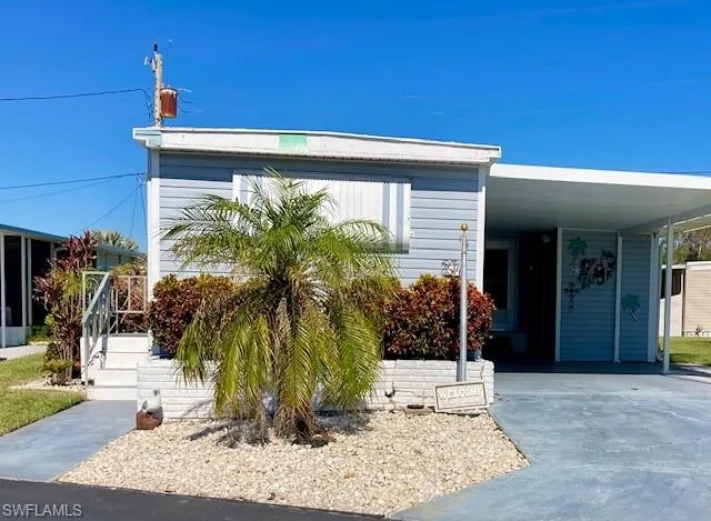 54 Channel Ln, Fort Myers, Florida 33905