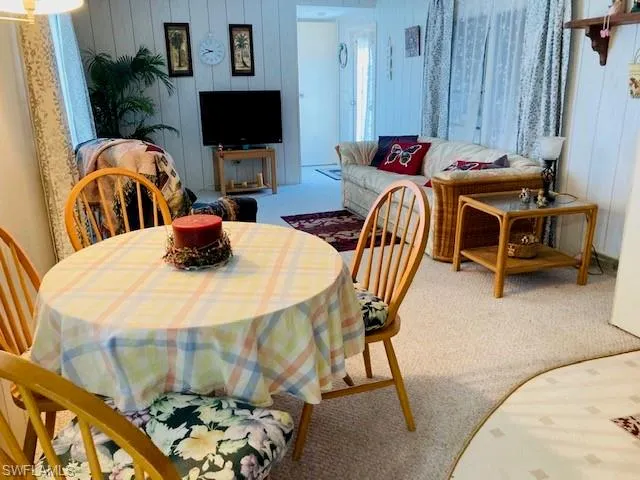 54 Channel Ln, Fort Myers, Florida 33905