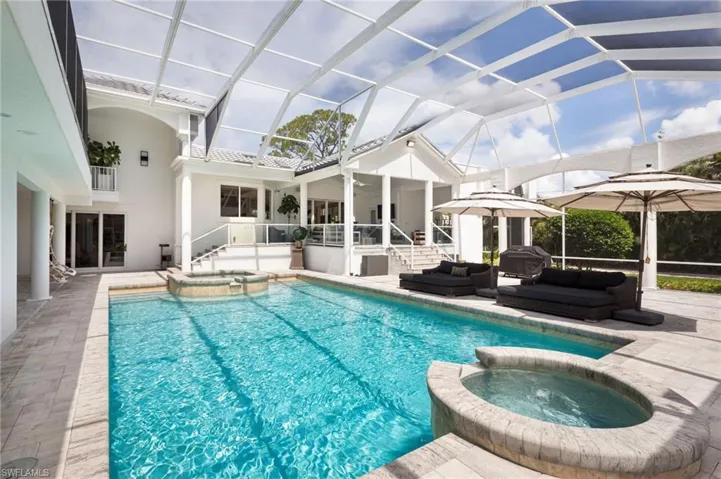 664 Hickory Rd, Naples, Florida 34108