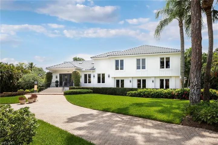 664 Hickory Rd, Naples, Florida 34108