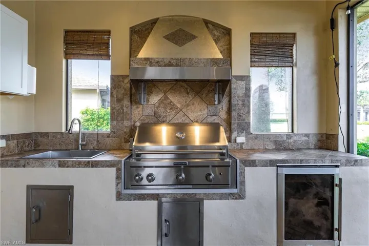 Outdoor kitchen