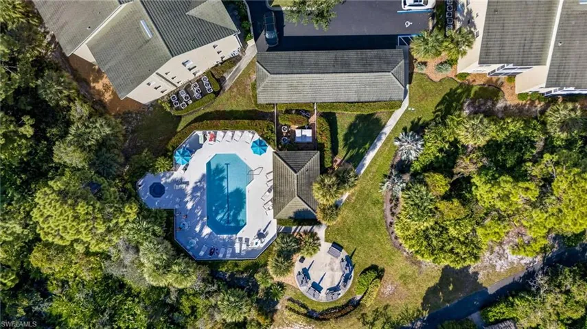 Community pool