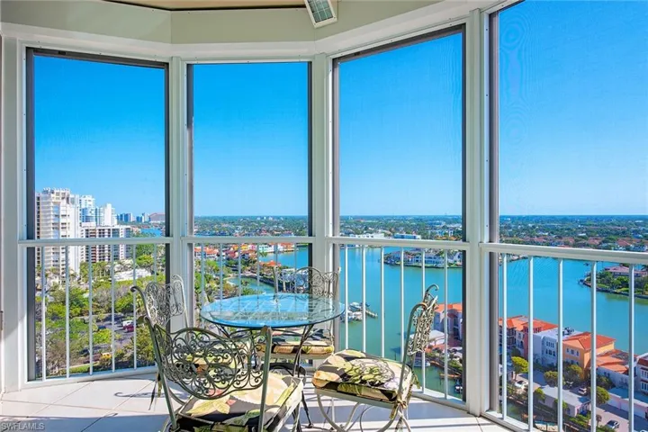 3971 Gulf Shore Blvd N # 104, Naples Fl 34103