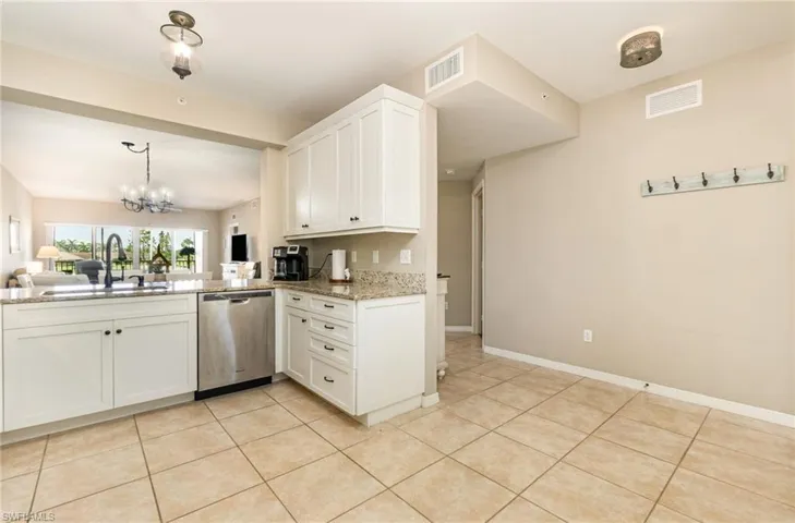 Roomy Kitchen!