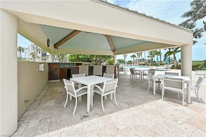 4551 Gulf Shore Blvd N 306, Naples, Florida 34103