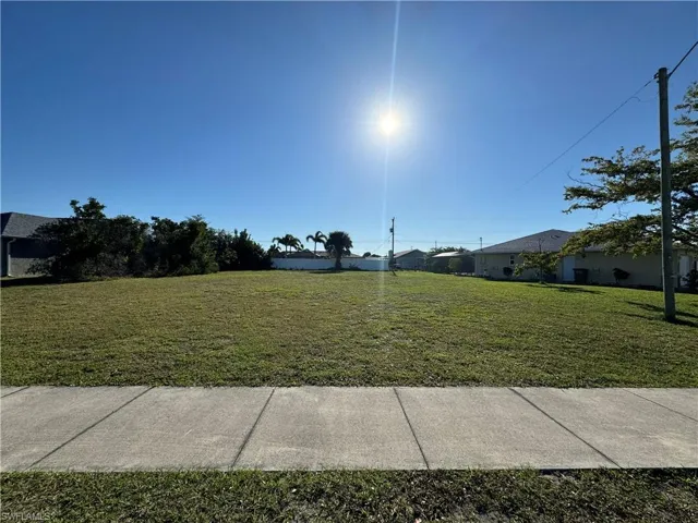 3727 Pelican Blvd, Cape Coral Fl 33914