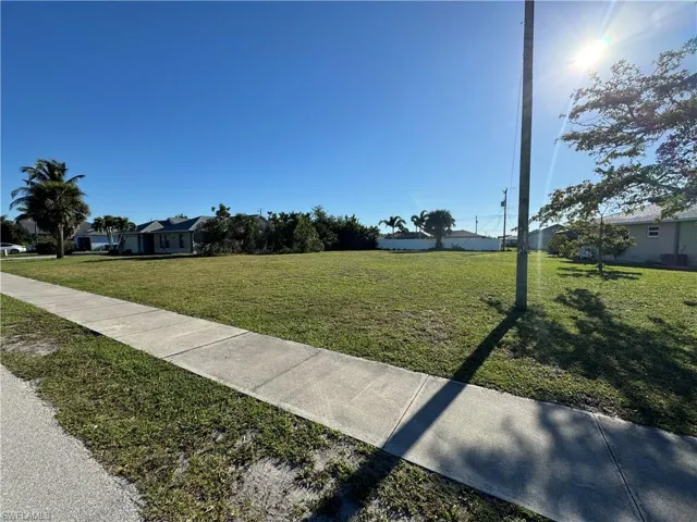 3727 Pelican Blvd, Cape Coral Fl 33914
