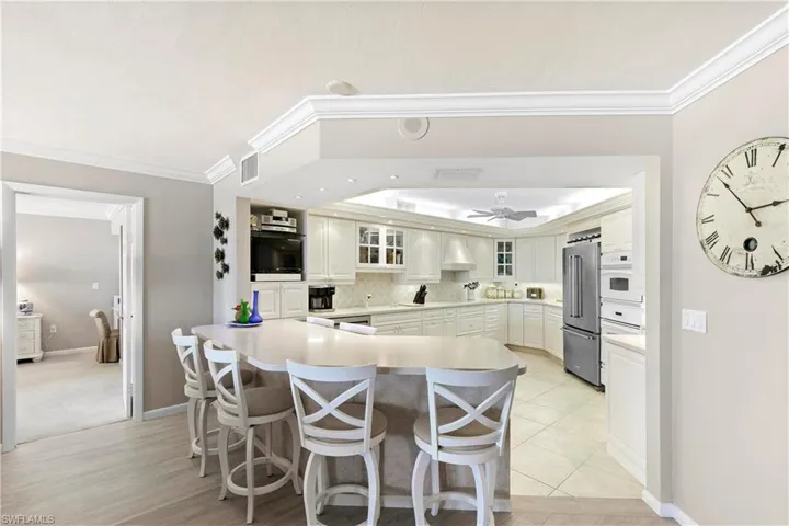 Large, open concept kitchen