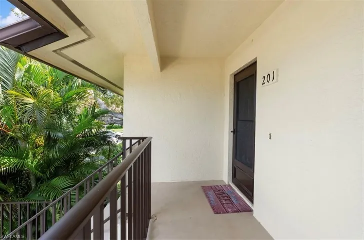 Unit entry side view