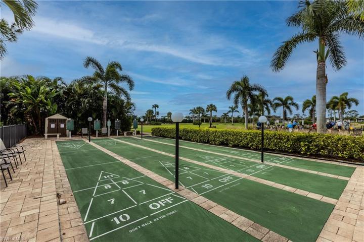 224  Palm  DR, Naples, FL 34112