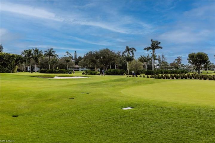 224  Palm  DR, Naples, FL 34112