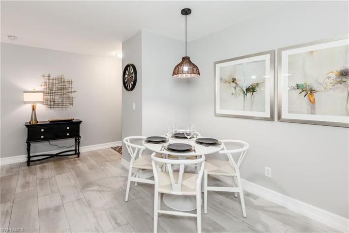 224  Palm  DR, Naples, FL 34112