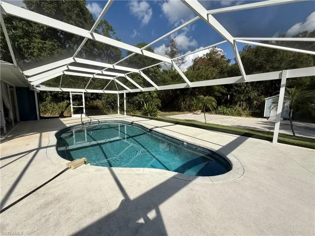 Remodeled pool area with new equipment, new noseum seemless screen!
