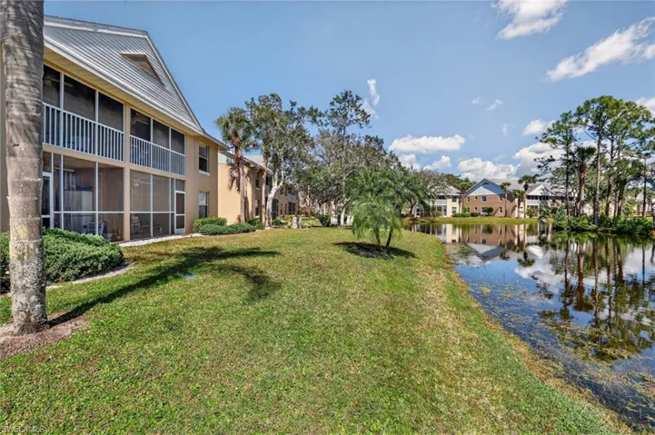 198  Pebble Shores  DR, Naples, FL 34110