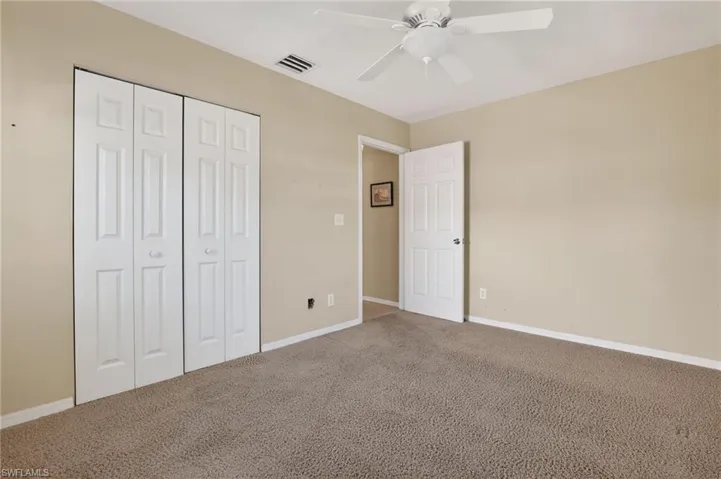 198  Pebble Shores  DR, Naples, FL 34110