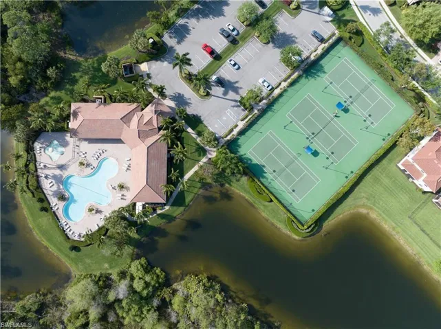 2448 Laurentina Ln, Cape Coral, Florida 33909