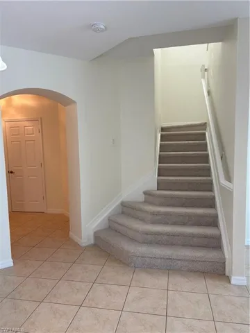 2448 Laurentina Ln, Cape Coral, Florida 33909
