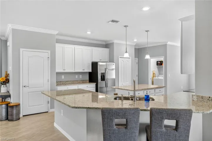 Breakfast Bar