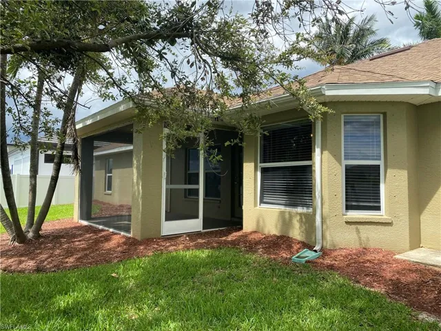 4028  Chiquita S BLVD, Cape Coral, FL 33914