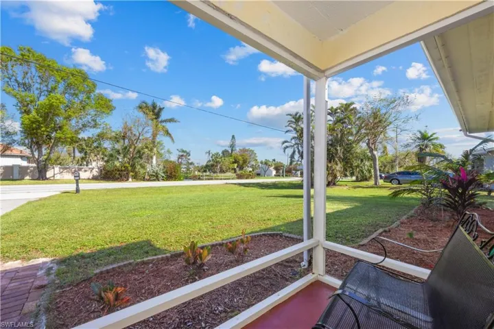 Lovely screened in covered front patio
