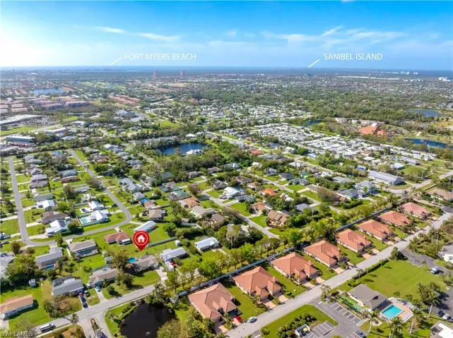 Birds eye view  - Sanibel and Fort Myers beaches less than 15 minutes away
