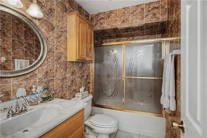 242 Sw 45th Ter, Cape Coral, Florida 33914