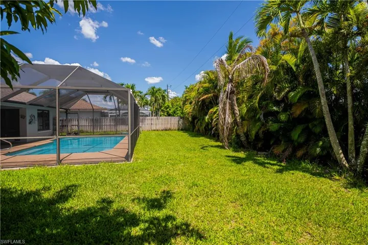 242 Sw 45th Ter, Cape Coral, Florida 33914