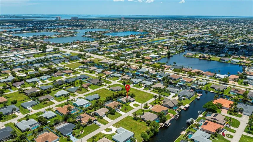 242 Sw 45th Ter, Cape Coral, Florida 33914