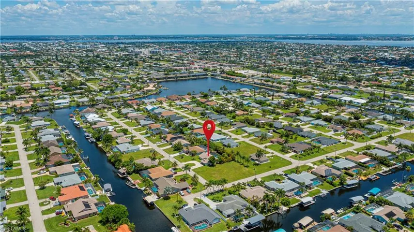 242 Sw 45th Ter, Cape Coral, Florida 33914