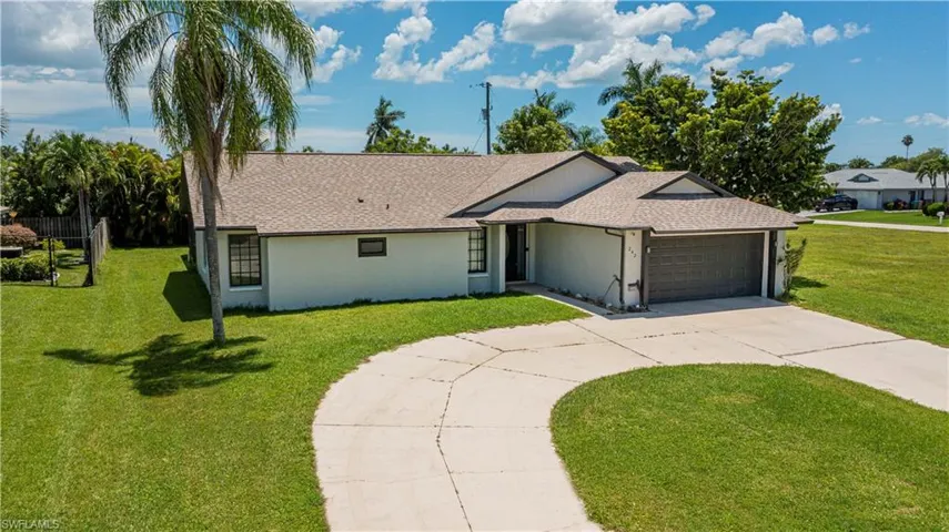 242 Sw 45th Ter, Cape Coral, Florida 33914