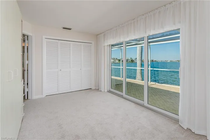 BR3 new carpet-views!