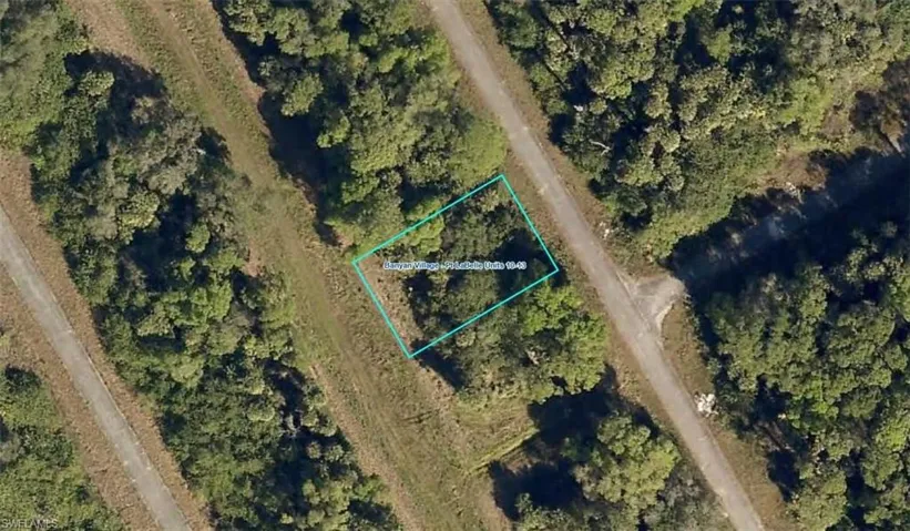 210  Regent  LN, Labelle, FL 33935