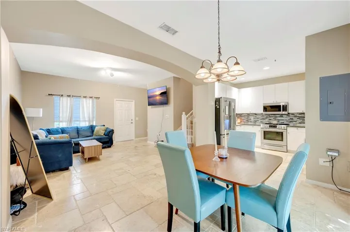 3258  Tamara  DR, Naples, FL 34109
