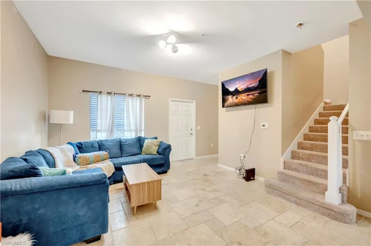 3258  Tamara  DR, Naples, FL 34109