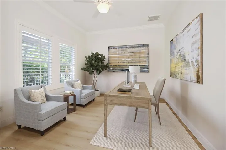 Virtual Staging/Office/Den/4th Bedroom with closet