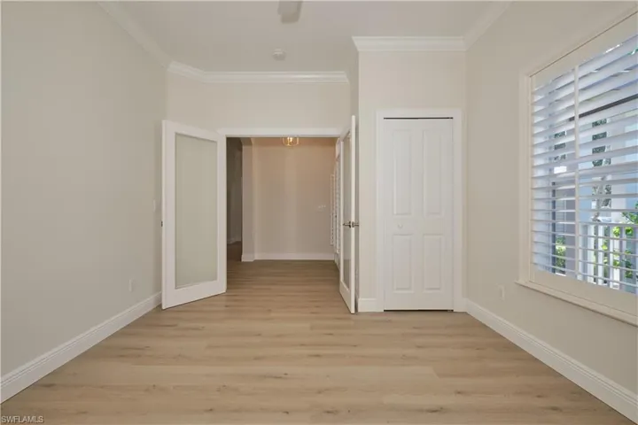 Den/Office/4th Bedroom w/closet