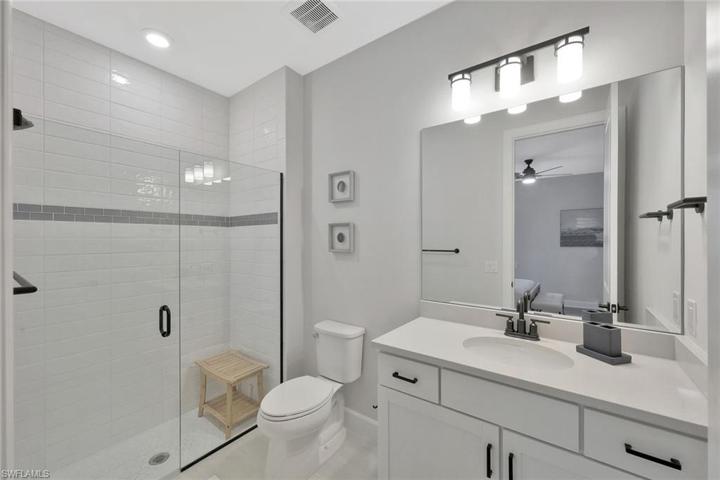 Guest bath 2