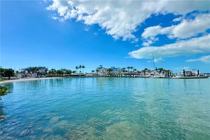 Marco Island Yacht Club