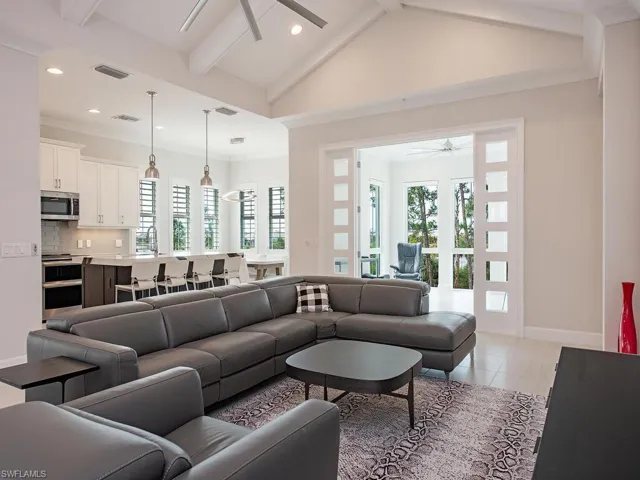 6529  DOMINICA  DR, Naples, FL 34113