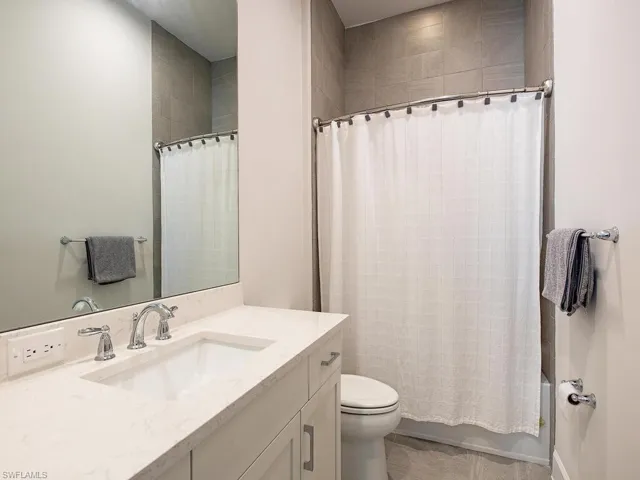6529  DOMINICA  DR, Naples, FL 34113