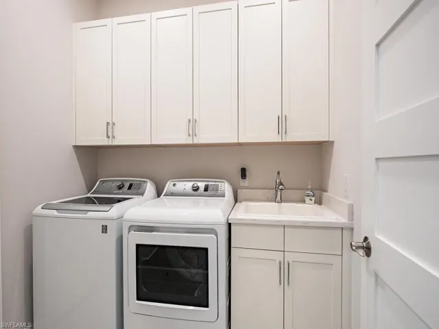 6529  DOMINICA  DR, Naples, FL 34113