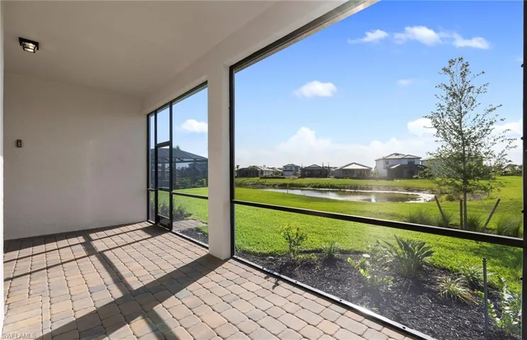 1905  Fresno  AVE, Naples, FL 34120